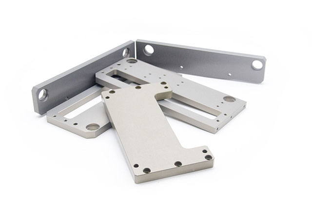 鋁型材板材加工都需要注意那幾點事項-鑫創盟