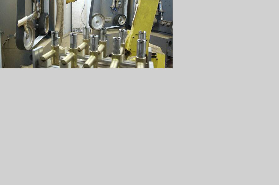 鋁制品加工出現毛刺的原因