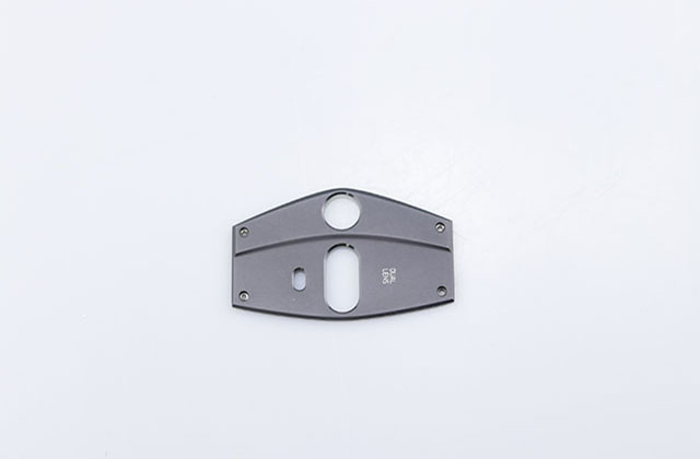 怎么通過精密注塑來完成數(shù)碼零件加工?