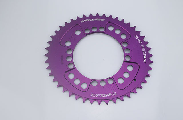 加工零件客戶如何選擇五軸聯(lián)動(dòng)加工中心? 加工零件客戶如何選擇五軸聯(lián)動(dòng)加工中心?